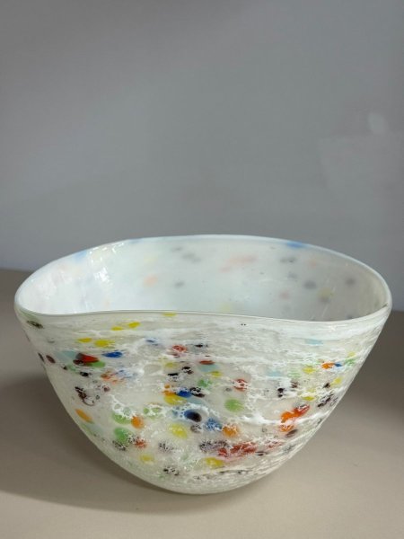 جاط بلور ملون حجم وسط